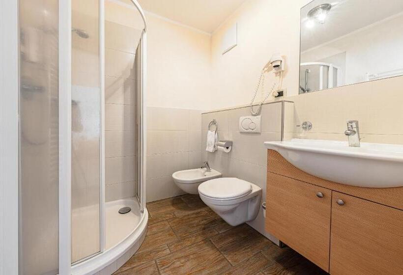 バルコニー付スタンダード４ベッドルーム, Tlisöra Speckstube