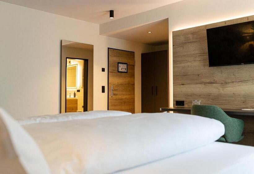 스탠다드 룸, Lieb&wert