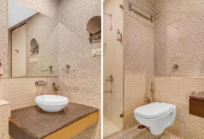 Номер Deluxe, Oak Whiteridge Near L.v Prasad & Basava Tharakam Hospital Banjara Hills