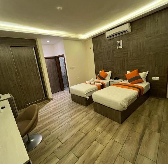 اتاق لوکس, Sky