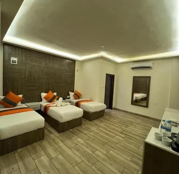 اتاق استاندارد سه نفره, Sky