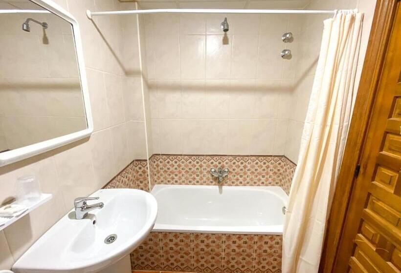 스탠다드 룸, Posada Los Leones