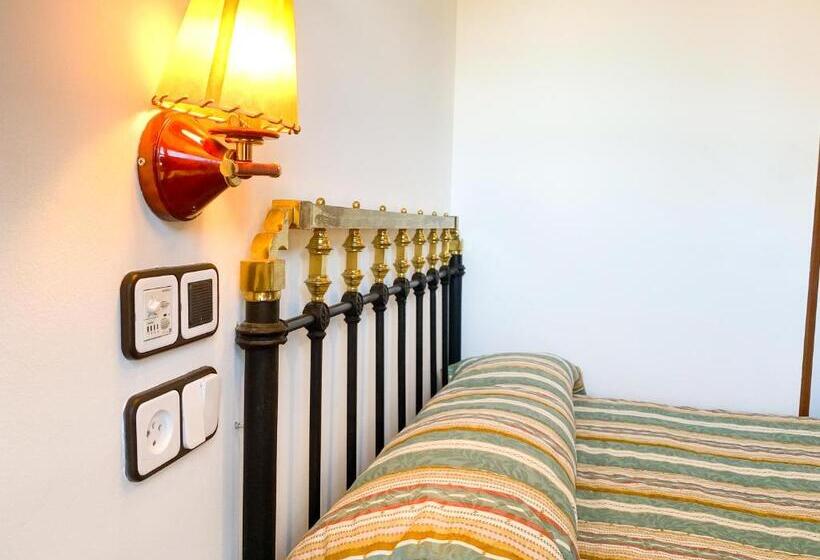 스탠다드 발코니 룸, Posada Los Leones