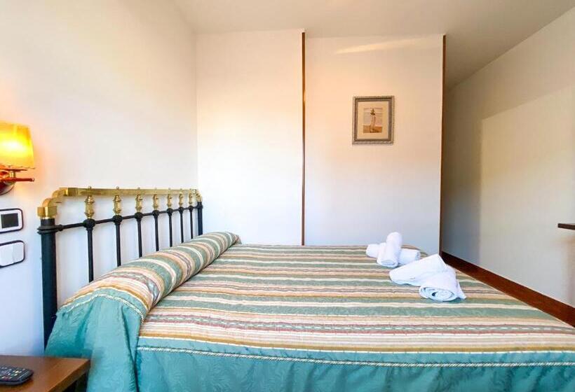 스탠다드 발코니 룸, Posada Los Leones