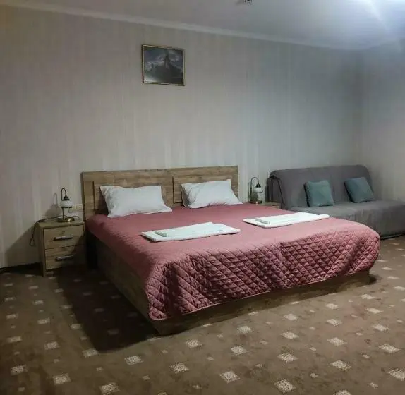 キングサイズベッドのスタンダードルーム, Apart Hotel 24/7