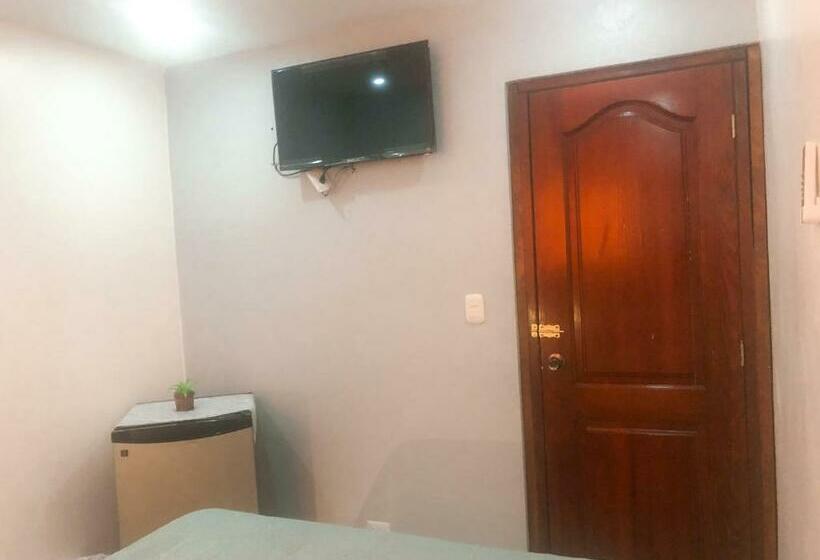 חדר סטנדרט חדר אמבטיה משותף, Caribbean Hostal Private Rooms In Down Town Pop