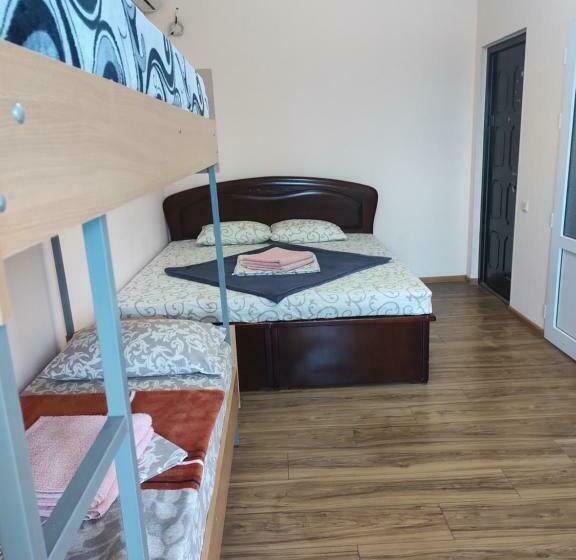 اتاق کلاسیک چهارنفره, викенд