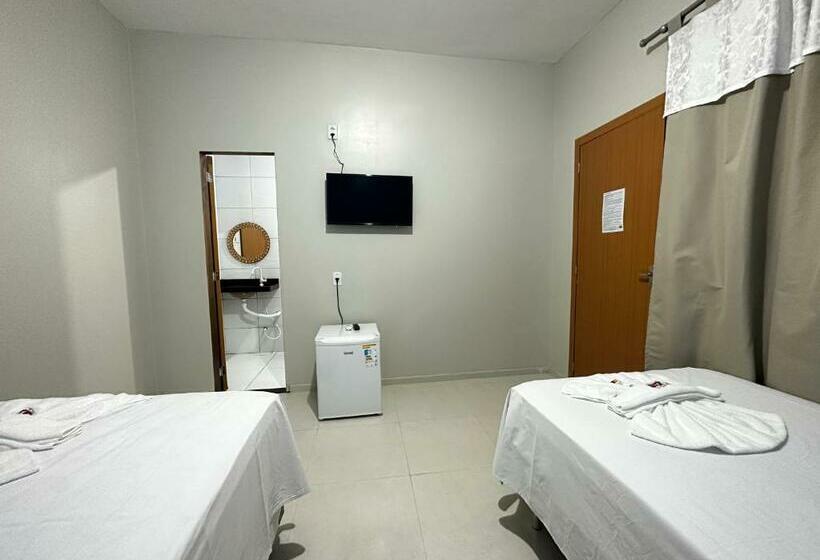 חדר סטנדרט לשלושה, Pousada E Agencia Cledio Turismo