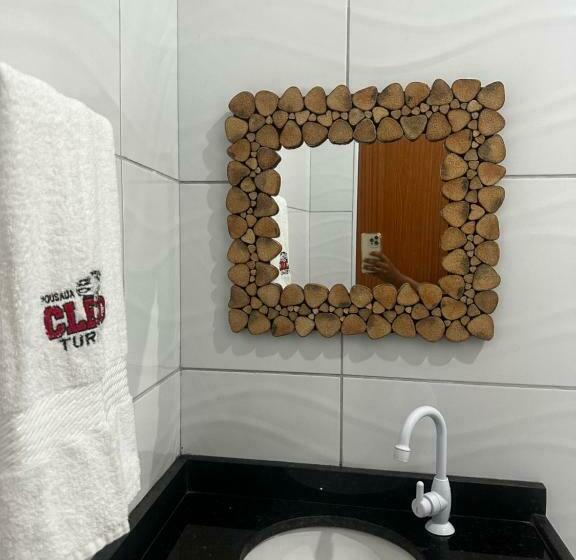 חדר סטנדרט לארבעה, Pousada E Agencia Cledio Turismo