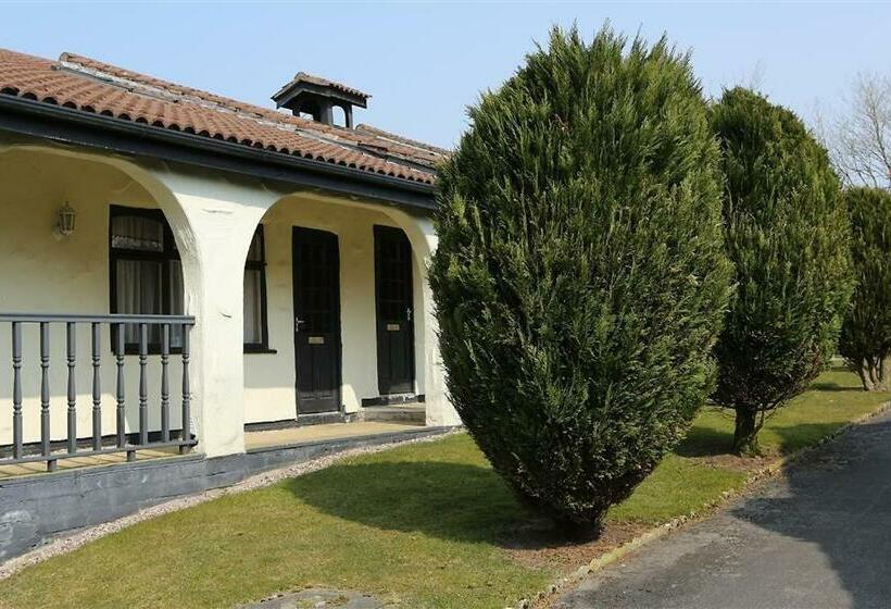 샬레, Park Hall Hotel & Spa Lancashire, A Member Of Radisson Individuals