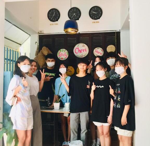 اتاق لوکس, Cheriladyhomestayhue