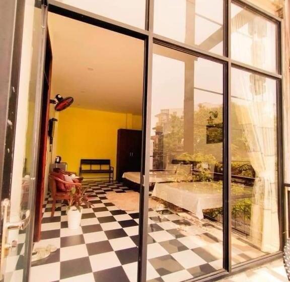 اتاق خانوادگی, Cheriladyhomestayhue