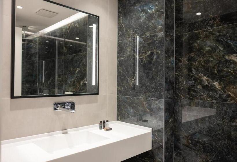 オーシャンビューデラックスルームバルコニー付き, Lans