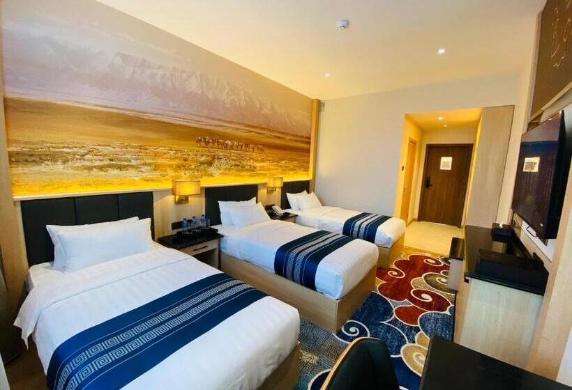 Standard Triple Room, Mazaalai