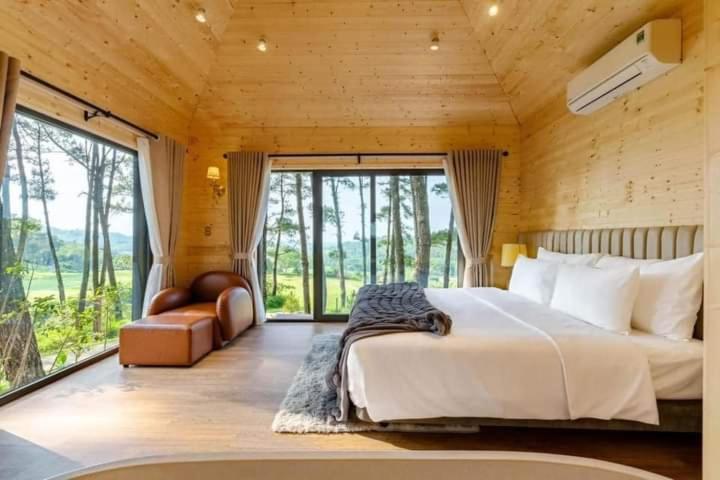 اتاق استاندارد با تخت بزرگ, Trang An Golf And Resort