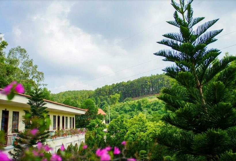 اتاق استاندارد با تخت بزرگ, Trang An Golf And Resort