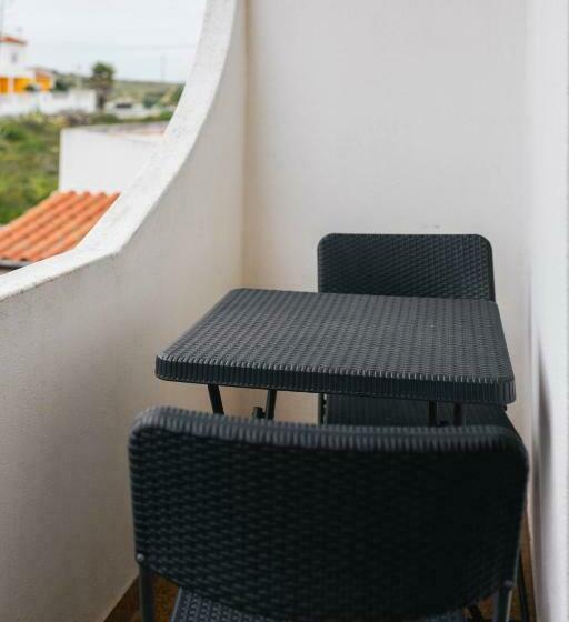 اتاق استاندارد, Kirana House