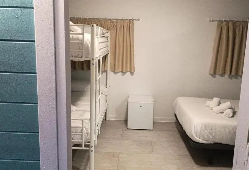Perhehuone, Resort Camping Santillana Del Mar