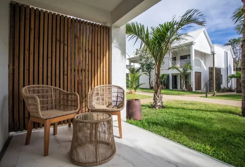 سوئیت سینیور, Sea Diamond Boutique Hotel & Spa