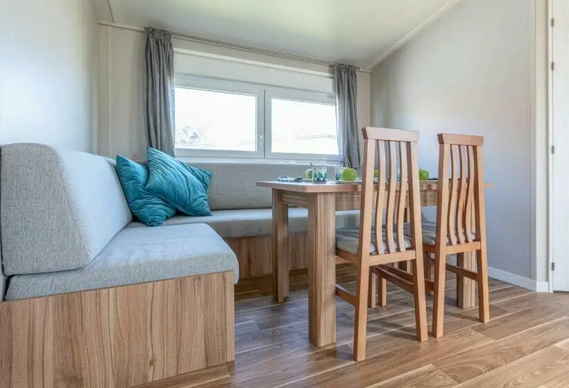 Standard-bungalow 3 Makuuhuonetta, Resort Camping Santillana Del Mar