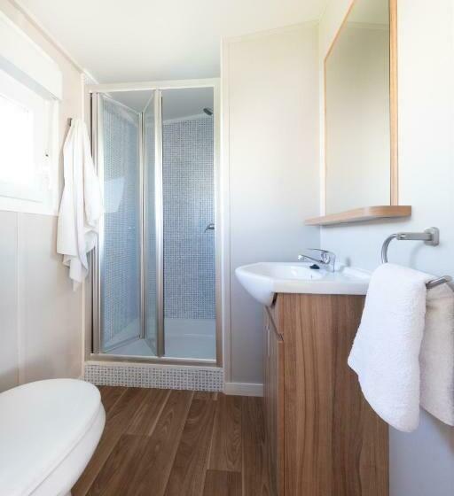 ویلای استاندارد 3 خوابه, Resort Camping Santillana Del Mar