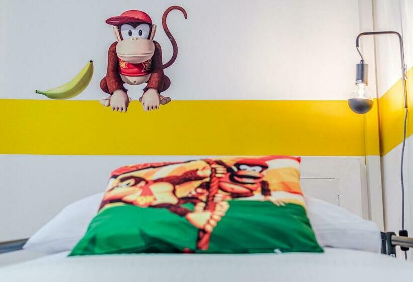 اتاق استاندارد چهار تخته, Game Rooms Experience