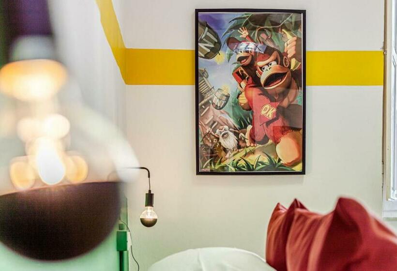 اتاق استاندارد چهار تخته, Game Rooms Experience