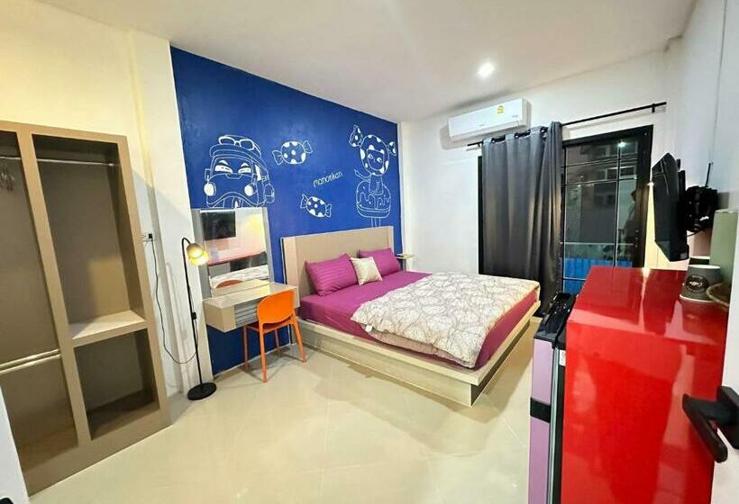 חדר דחוקס עם מיטת קינג, โรงแรมมานอนกัน