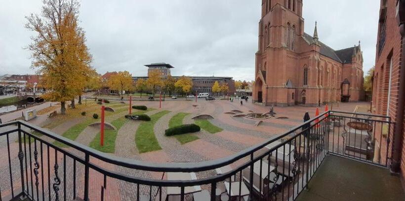 غرفة ديلوكس مزودة بشرفة, Arkadenhaus   Hotel Freiherr Von Schwarzenberg