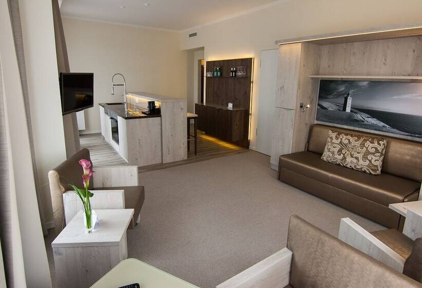 جناح, Arkadenhaus   Hotel Freiherr Von Schwarzenberg