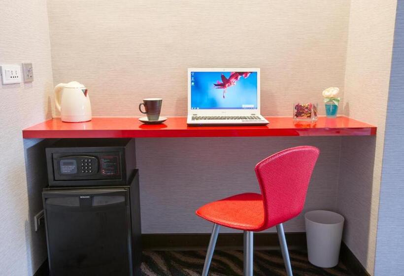 Aile Odası, 6  Zhonghua