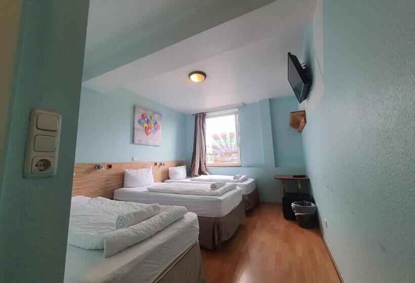 标准三人间, Ambiente By Next Inn