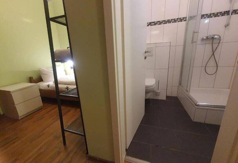 四人标准间, Ambiente By Next Inn