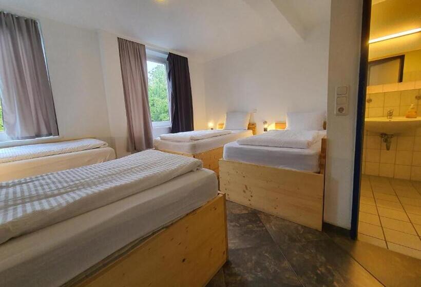 四人标准间, Ambiente By Next Inn