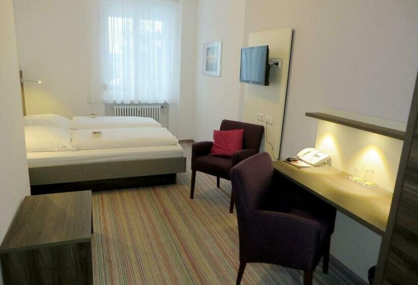 标准间, Ammerseehäuser