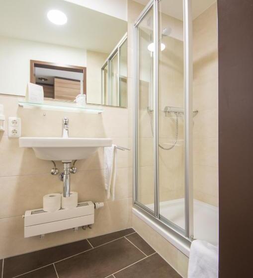 标准间, Ammerseehäuser