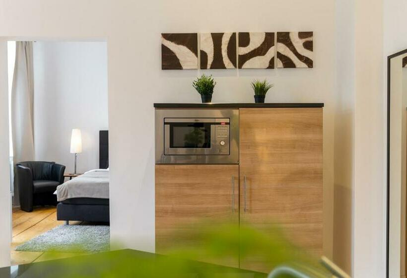 带1个卧室的带阳台的公寓, Appartements An Der Therme