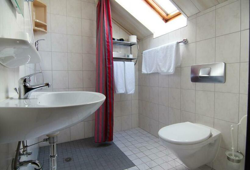 스탠다드 트리플 룸, Gisela S Gästehaus Brakel   Self Check In