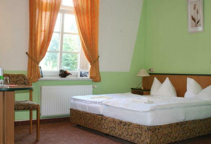 חדר סטנדרט עם מרפסת, Haus Kehrwieder   Hotel Am Kur Café