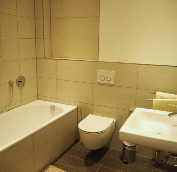 דירת חדר דלוקס, Havana