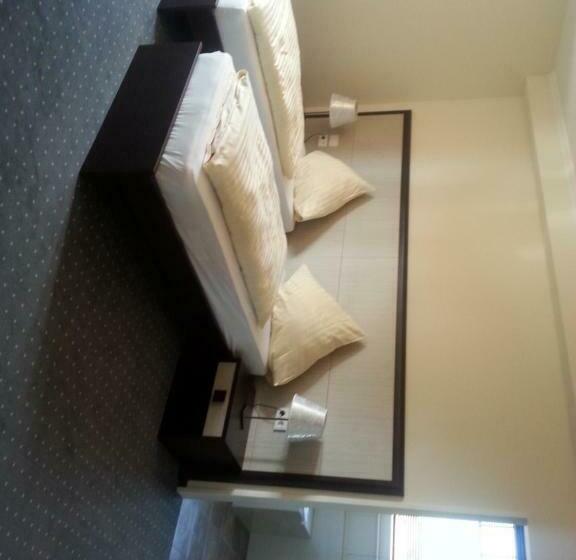 Comfort room with terrace, Helena