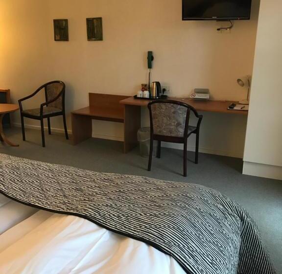 标准单人间, Korning B&b