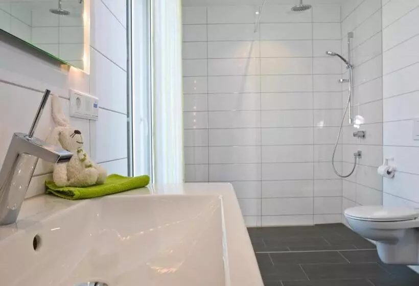 Mökki 1 Makuuhuone, Landhaus Altmuehltal