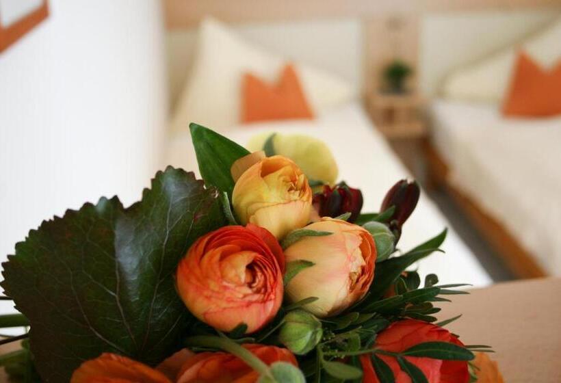 Апартаменты 1 Спальня, Linner