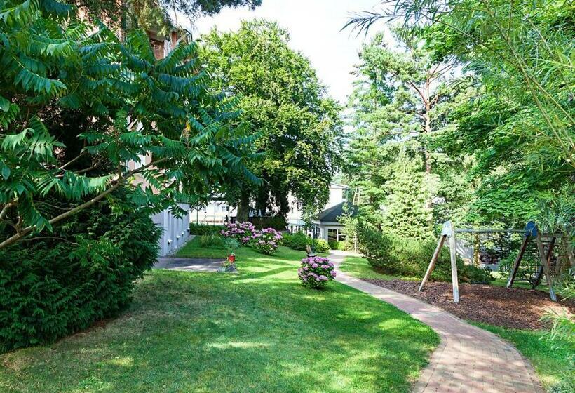 빌라 침실 1개, Ostseehotel Villen Im Park Ein Rovell