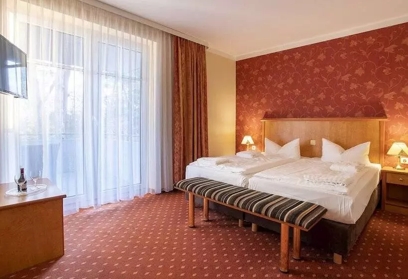 スイート, Ostseehotel Villen Im Park   Ein Rovell