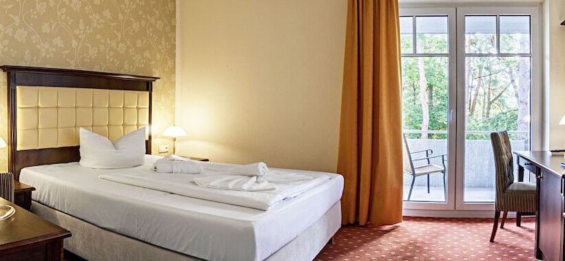 스탠다드 싱글 룸, Ostseehotel Villen Im Park Ein Rovell