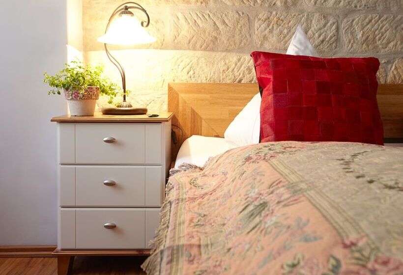 غرفة قياسية, Pension22