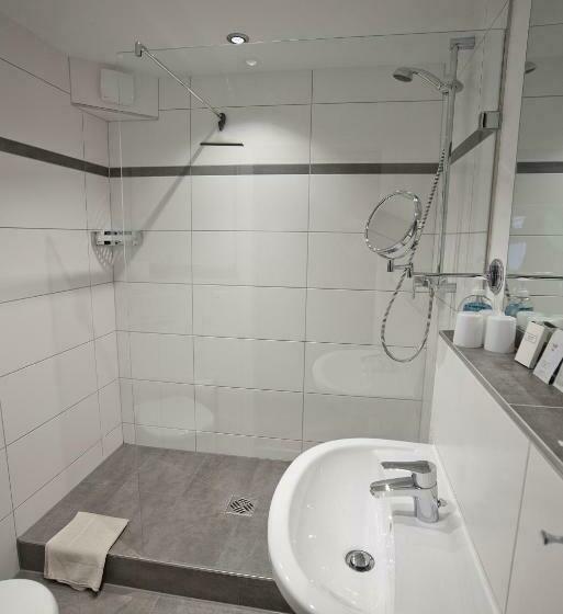 Трехместный Номер Стандарт с Балконом, Restaurant Zum Hirschhaus