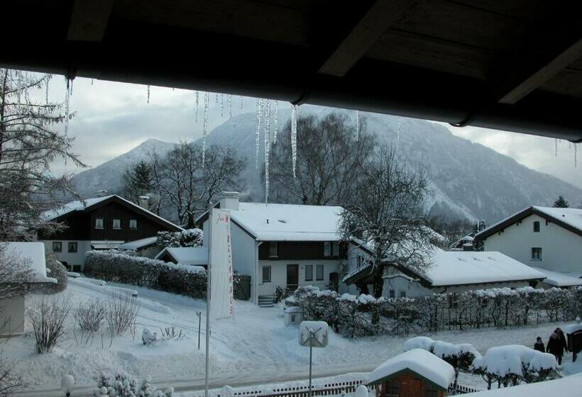 Номер Стандарт с Балконом, Restaurant Zum Hirschhaus